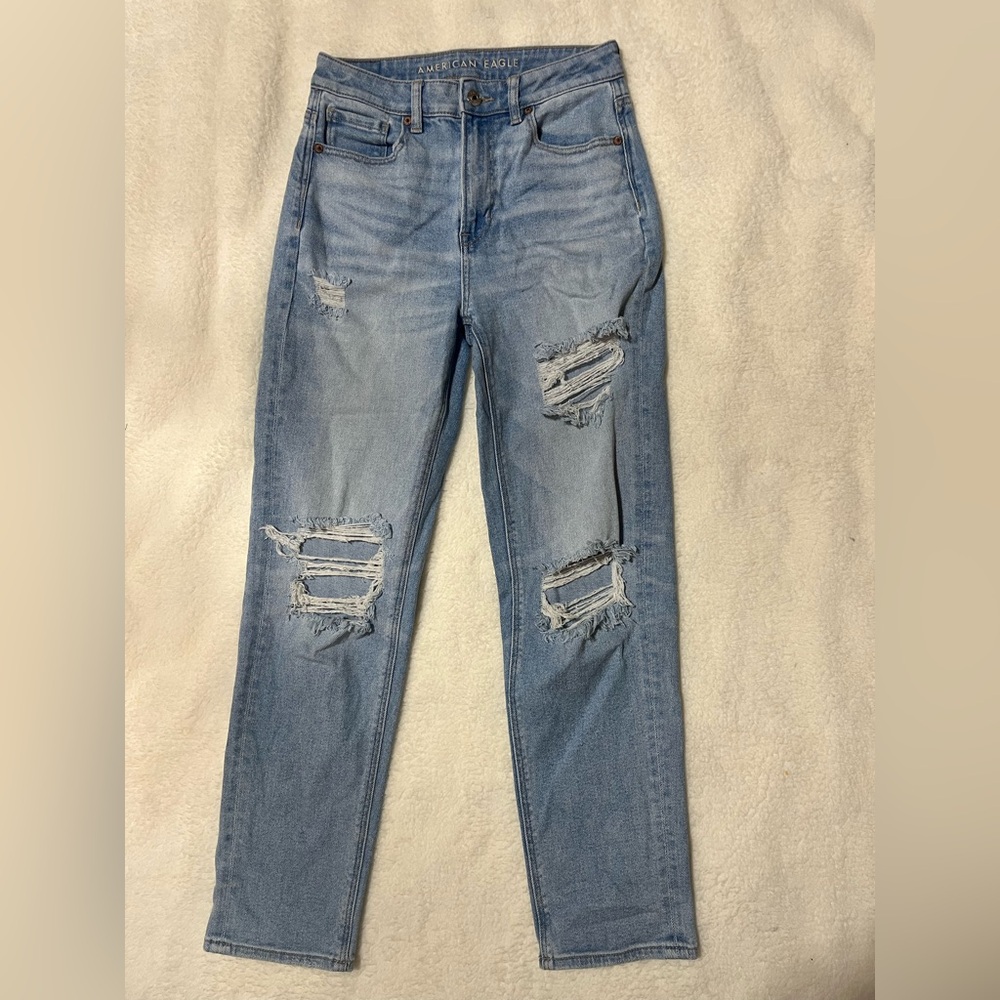 American Eagle ripped mom jeans